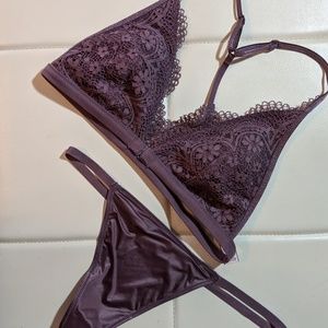NWT Victoria's Secret bra/panties set
